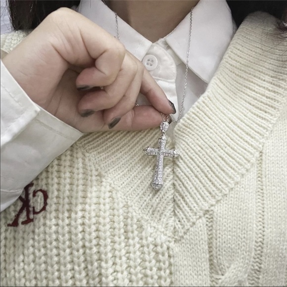 New Luxury Cross 925 Silver Diamond Necklace - Picture 6 of 14